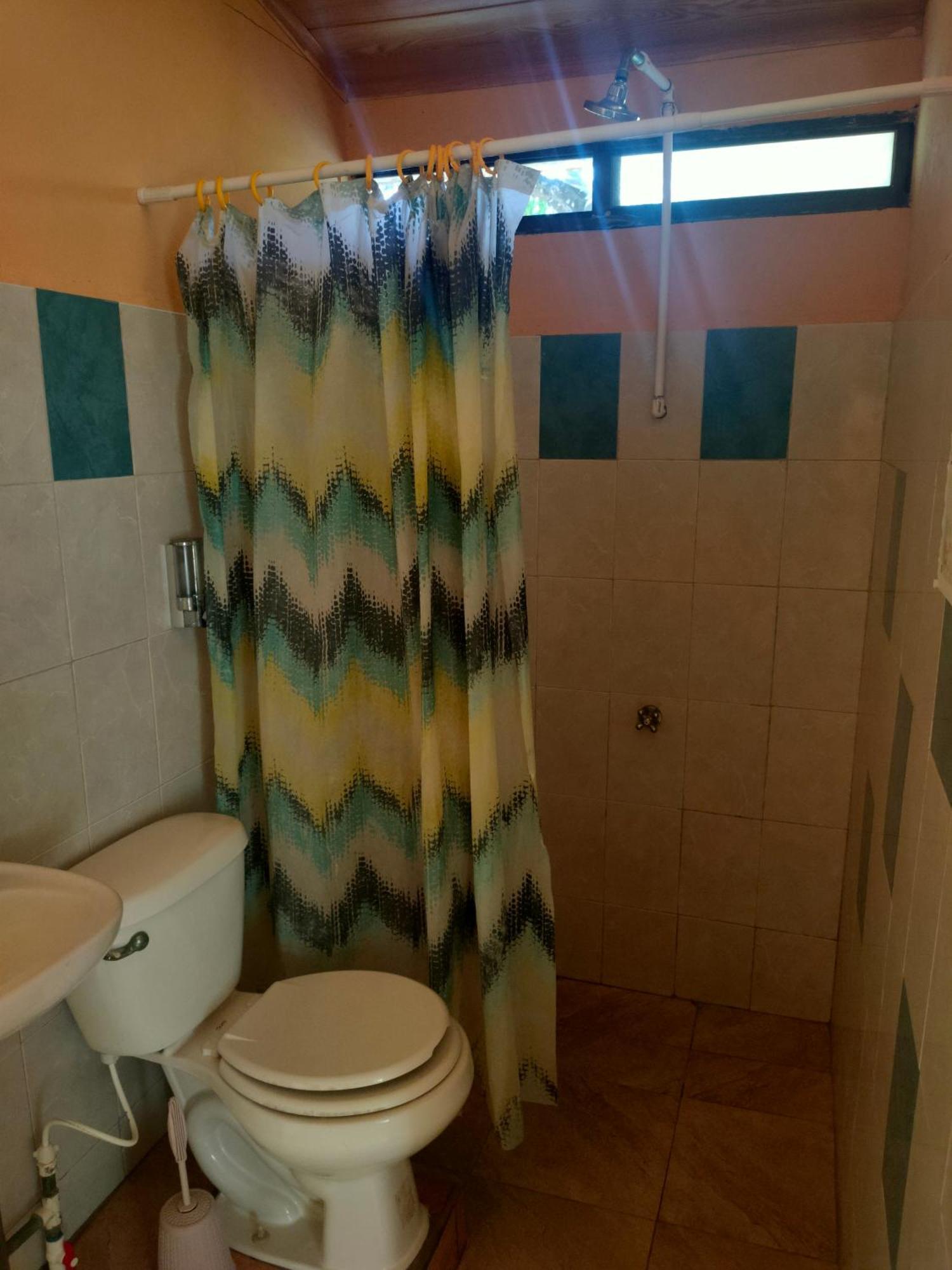 Guesthouse Island Escape South End Esterno foto